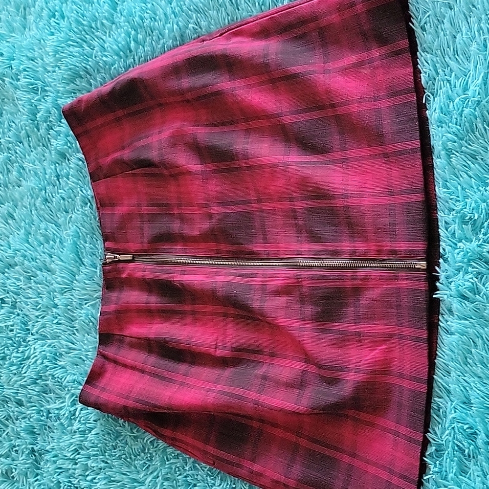 Torrid Plaid Red/black Pencil Skirt Size 14